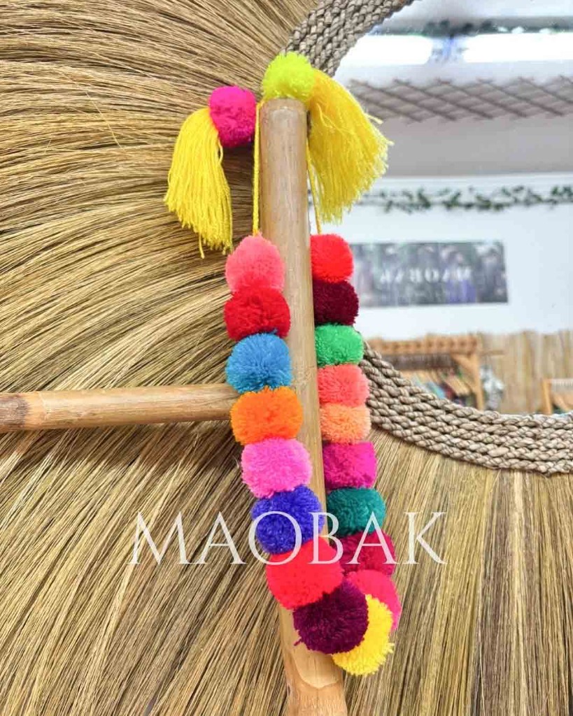 Toga Pompon Apapacho